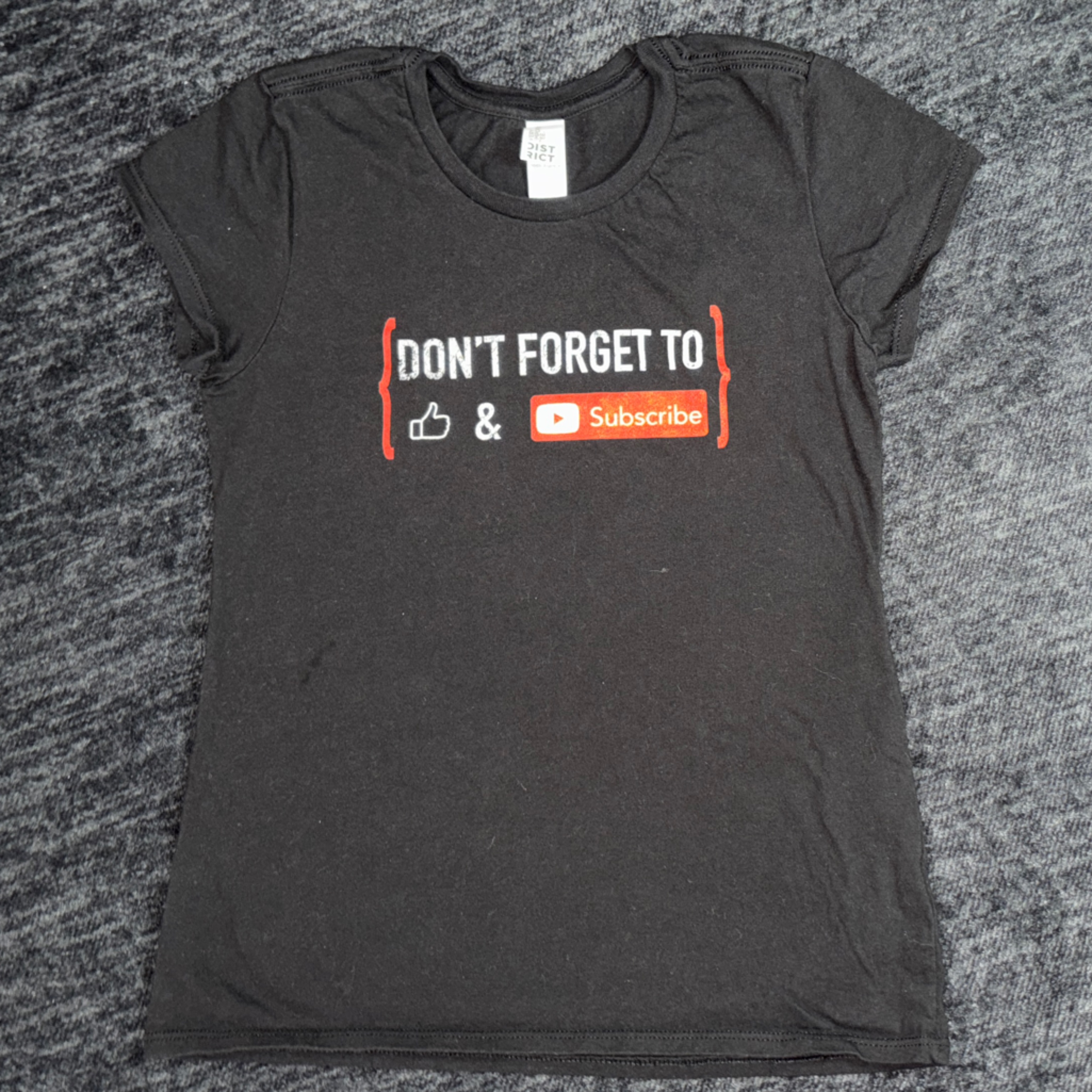 Youtube Girls Medium Shirt